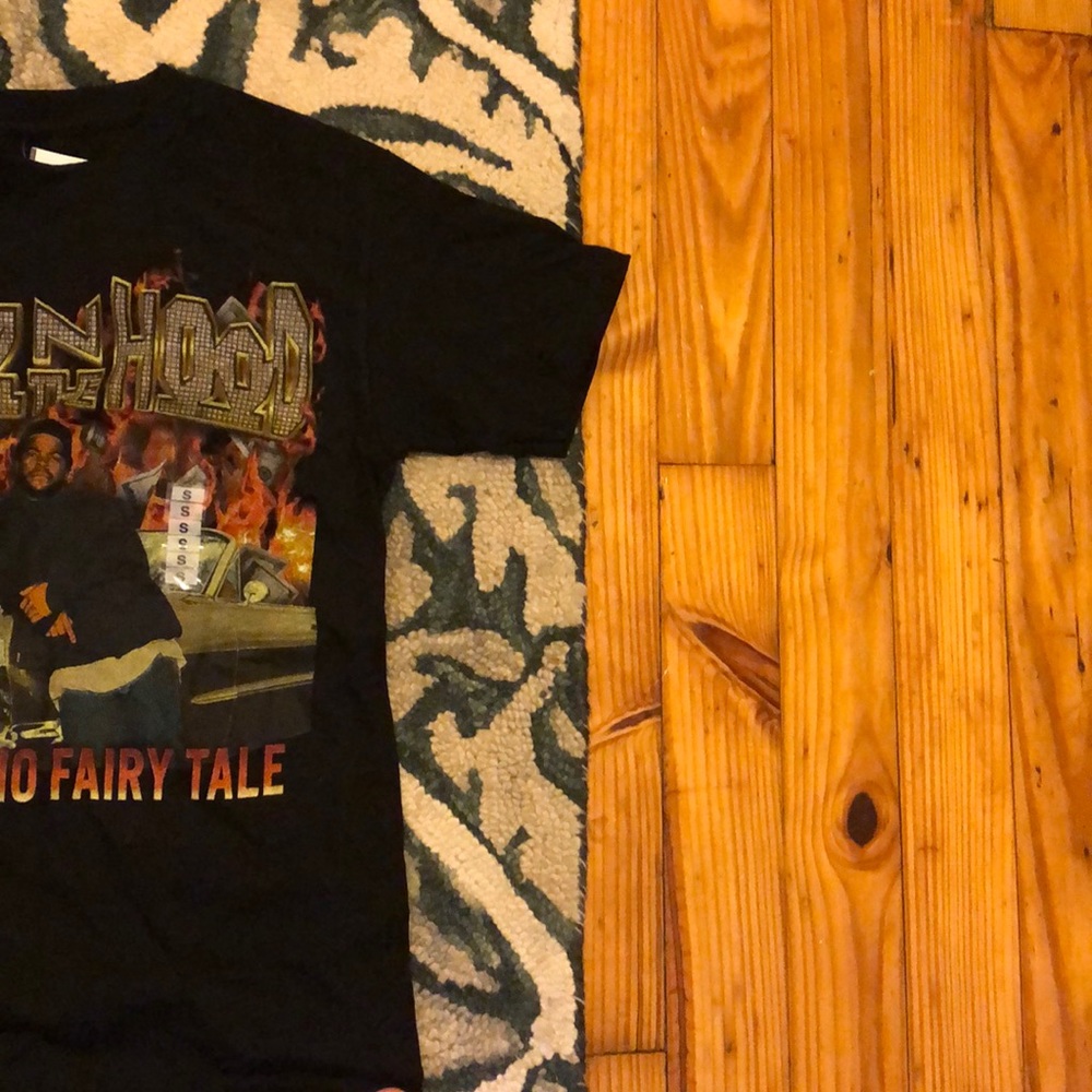 Shirt - Picture 3 of 3